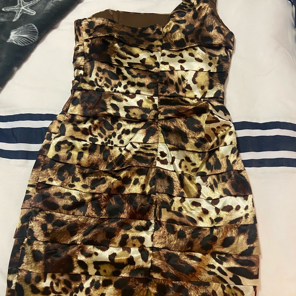 One shoulder dress